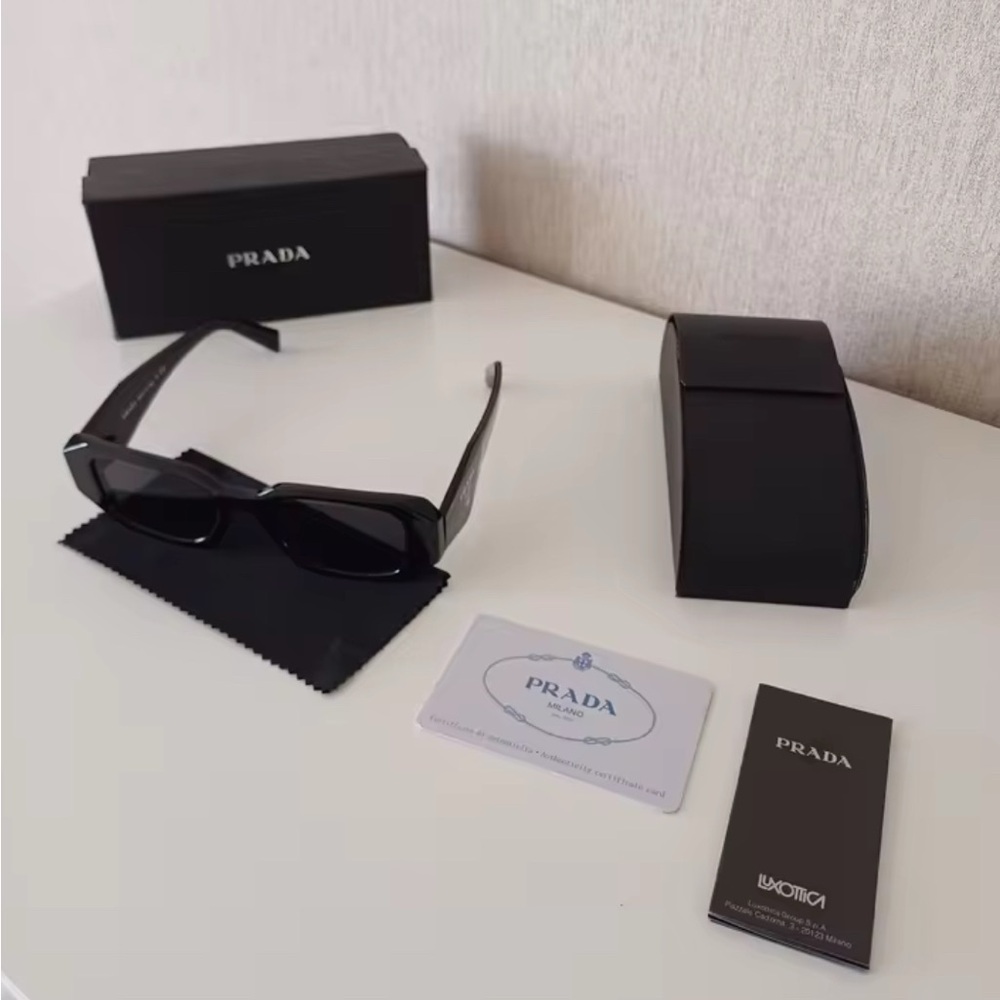 Prada Black Sunglasses for Men and women